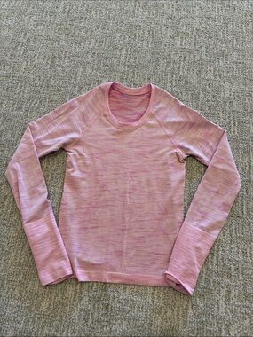 LuluLemon Women’s Pink Heathered Long Sleeve Athletic Top